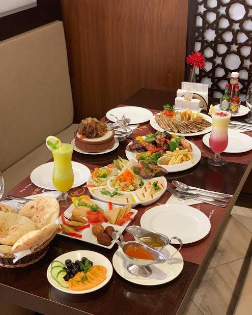  مطعم السرايا التركي السعوديه