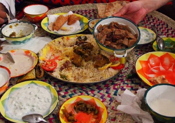  مطعم القرية النجدية في السعوديه