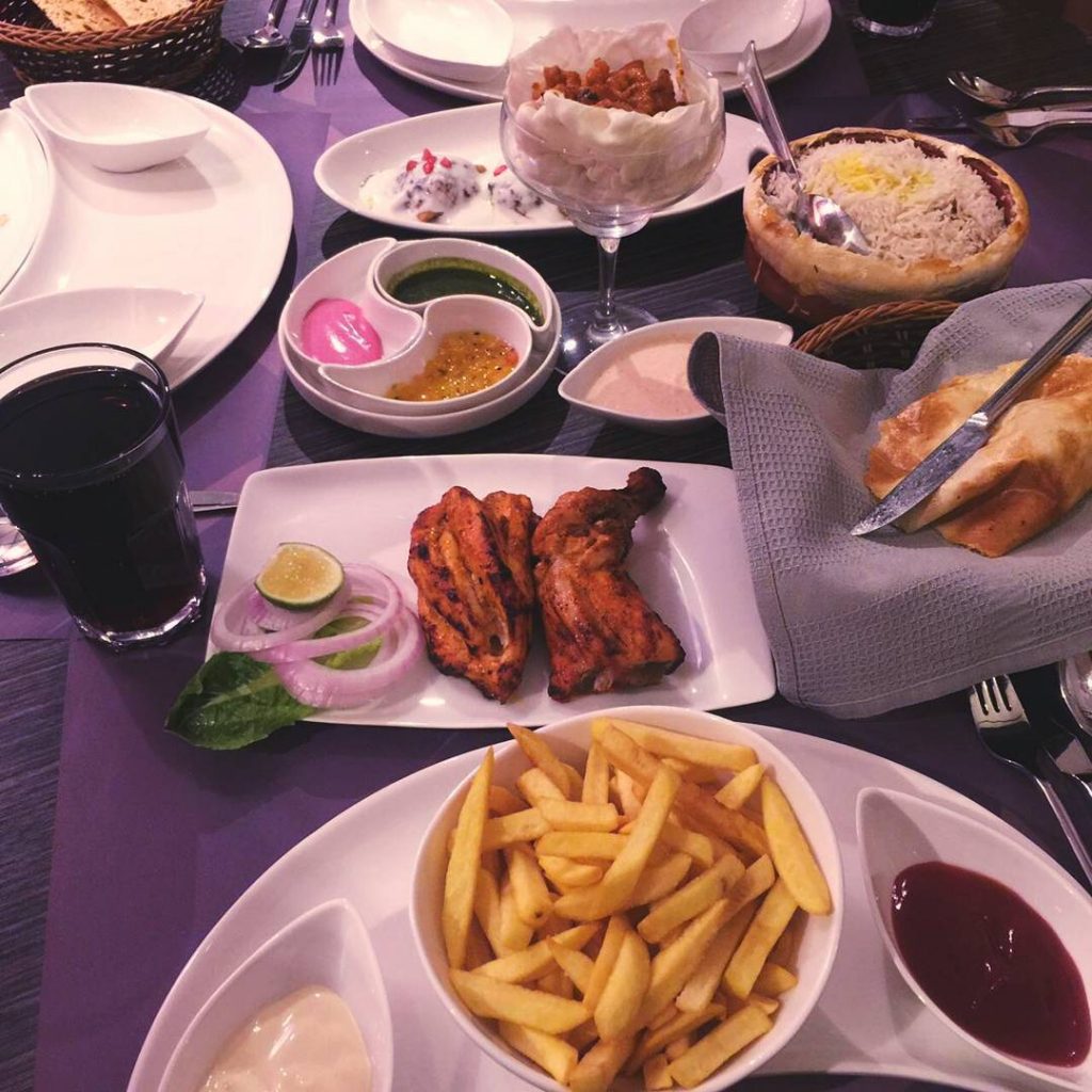 مطعم مذاق دلّي في الرياض