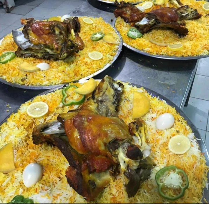 مطاعم ومطابخ ومحانذ الجوهره (الأسعار + المنيو + الموقع) كافيهات و