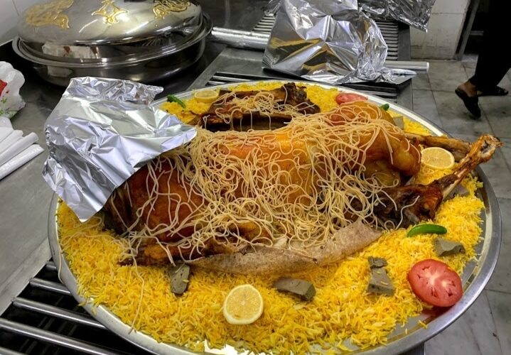 مطعم ومطابخ عصر الرياض (الأسعار + المنيو + الموقع) كافيهات و مطاعم