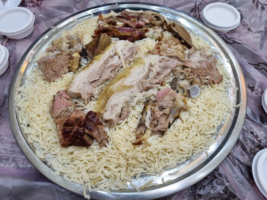 مطعم المكي