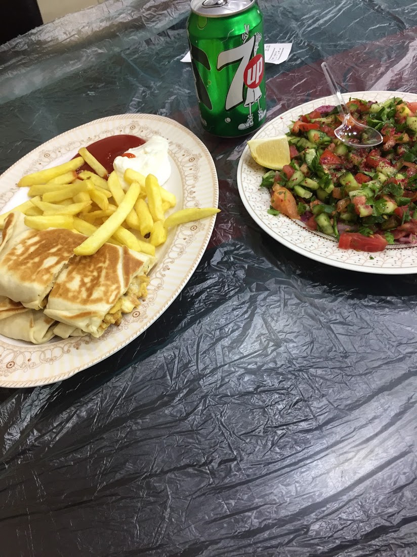 نجارة على الرغم من الطعام الصحي  مطعم بيت الفطائر ابها ( الأسعار + المنيو + الموقع ) - كافيهات و مطاعم  السعودية