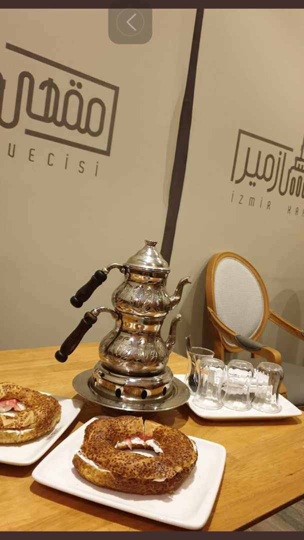 مقهى ازمير في الرياض  (الاسعار +المنيو +الموقع)