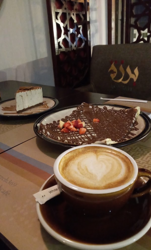 مقهى برزة الطائف ( الأسعار + المنيو + الموقع )