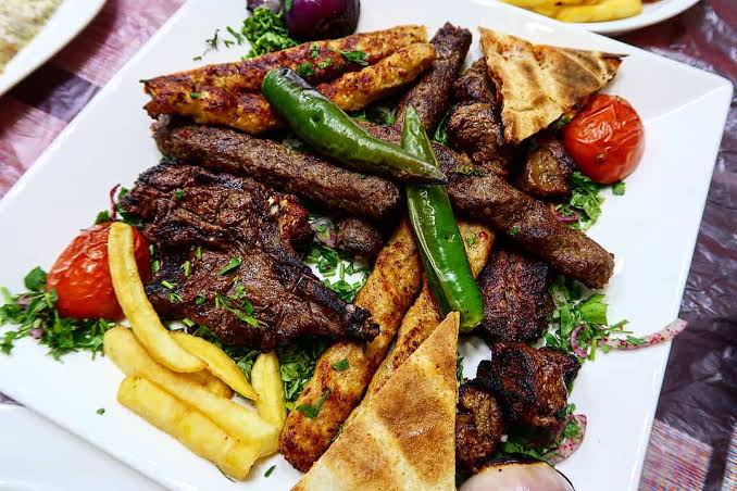 افخم مطعم عراقي في الرياض للعوائل