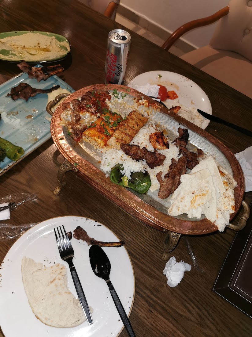 مطعم تركيانا خميس مشيط