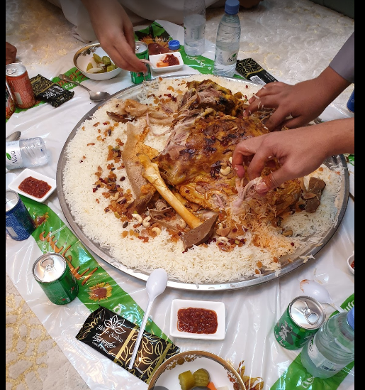 مطعم بكران طيبة المدينة المنورة الاسعار المنيو الموقع كافيهات و مطاعم السعودية