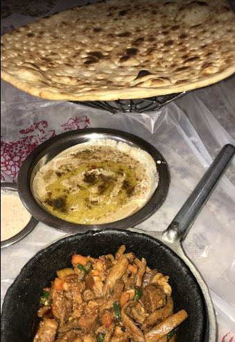 مطعم فول عباس خميس مشيط
