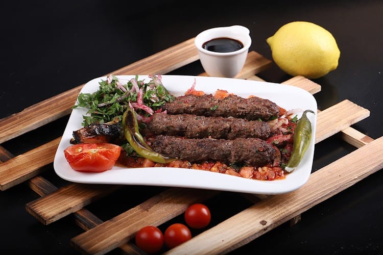 مطاعم ليالي زمان الخبر (الأسعار + الموقع + المنيو ) - كافيهات و مطاعم  السعودية