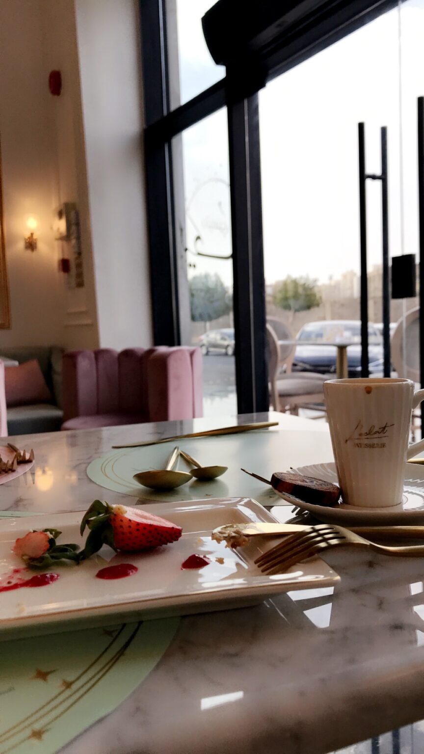 كافيه ليكلا المدينة المنورة ( الاسعار + المنيو + الموقع ) كافيهات و