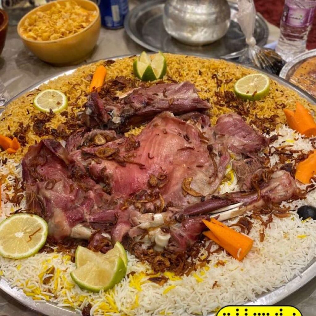 مطعم تاج السدة أبو عريش