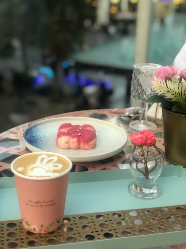 مقهى شاطئ الورد خميس مشيط (الأسعار + المنيو + الموقع )