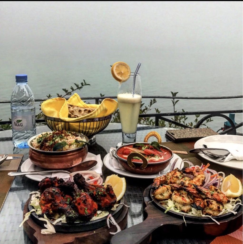 مطعم لاجونا: تجربة طعام فريدة